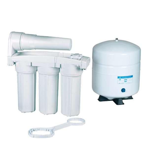 Reverse osmosis water filtration system with multi-stage filters and pressurized storage tank for clean drinking water Reverse osmosis water filtration system with multi-stage filters and pressurized storage tank for clean drinking water